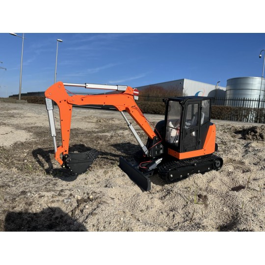 3D Printed RC Tracked Mini Excavator in 1/8.5 scale
